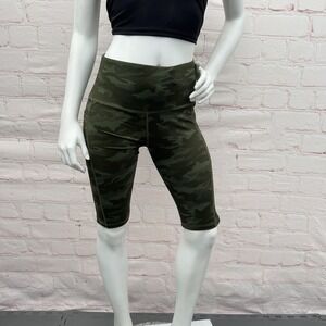 CHRLEISURE Women Green Camo Biker Shorts/Pocket Tummy Control High Waist Size S